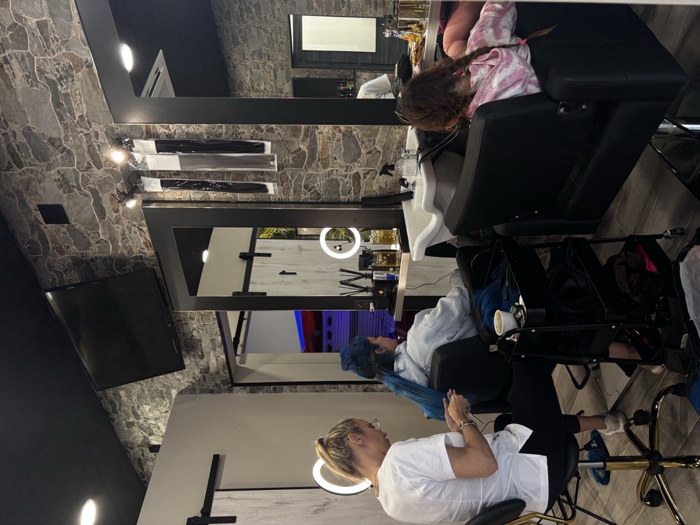 Inside the Bronzed studio